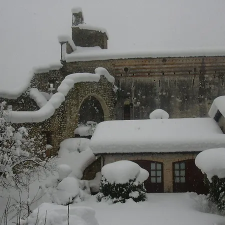 San Giovanni Ad Insulam Isola del Gran Sasso dʼItalia