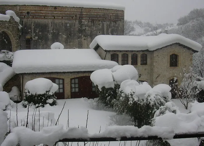 Pensionat San Giovanni Ad Insulam Isola del Gran Sasso dʼItalia