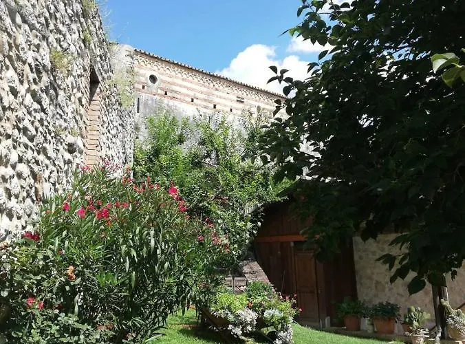Guest house San Giovanni Ad Insulam Isola del Gran Sasso d'Italia