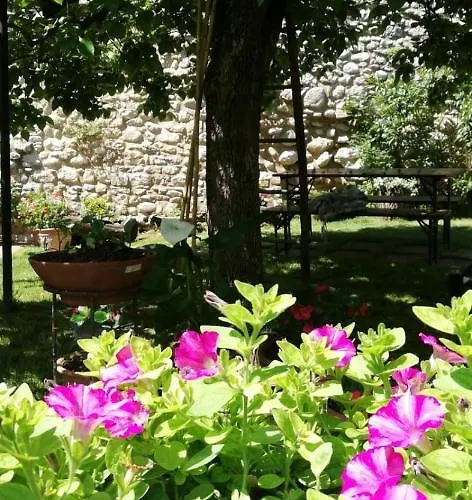 San Giovanni Ad Insulam Isola del Gran Sasso d'Italia